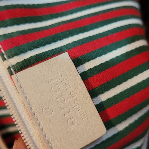 GUCCI BRITT  Signature GG  Tote Purse handbag - Picture 15 of 16